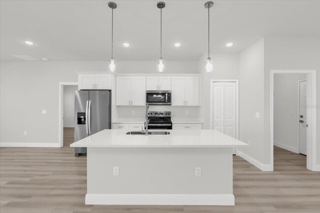 Building Photo - 4795 SW 142nd Place Rd