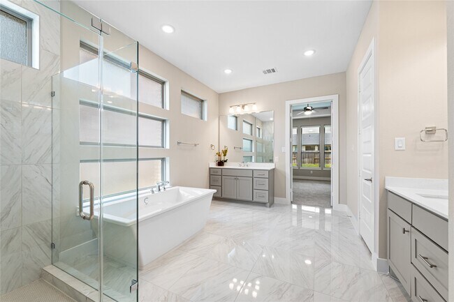 Building Photo - 29842 Kate Crk Ln