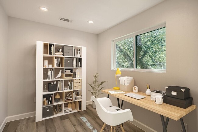 Building Photo - Charming Prestonwood home with peaceful backyard oasis