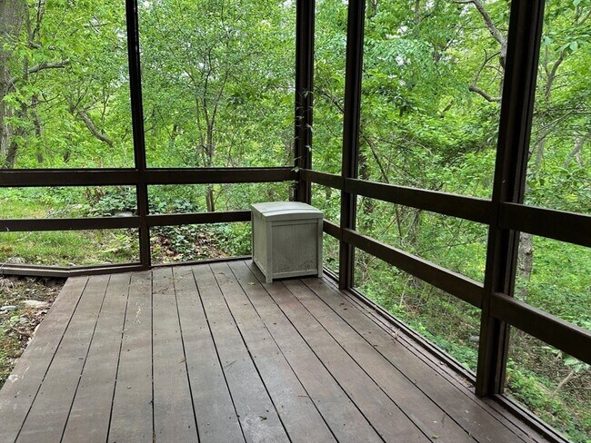 Building Photo - 15 Curlew St