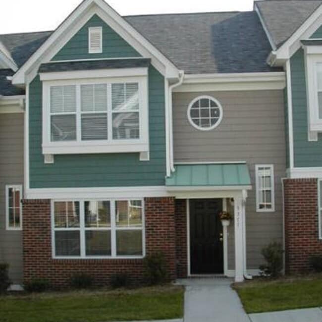 Building Photo - 3377 Weston Street