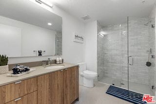 Building Photo - 3800 Mentone Ave