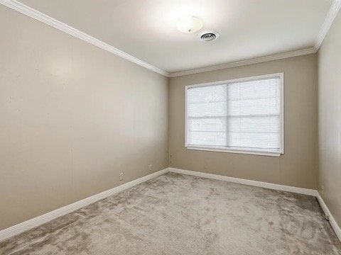 Building Photo - 6700 Evergreen Dr