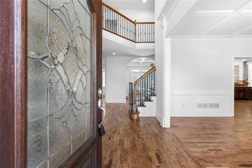 Building Photo - 1475 Boomer Cir