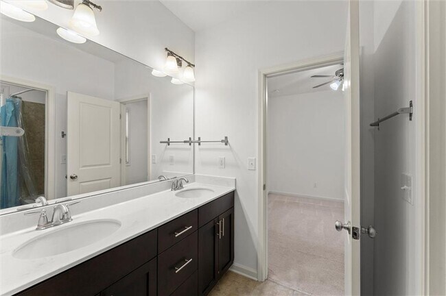 Building Photo - 2770 Prado Ln