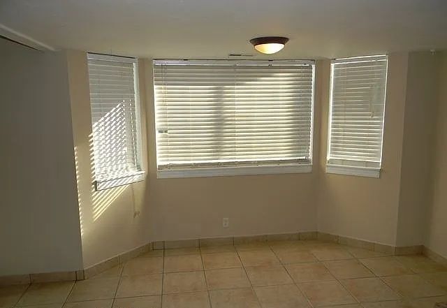 Building Photo - 4174 S Oak Meadows Dr