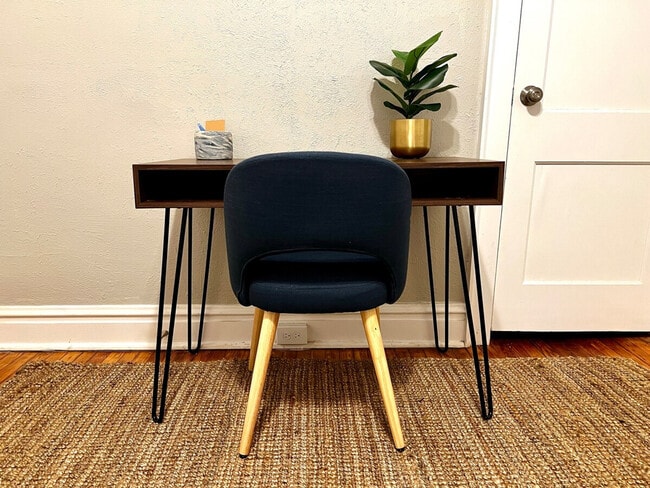 Building Photo - 3956 Tholozan Ave