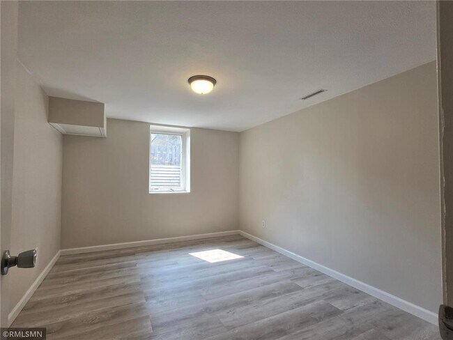 Building Photo - 1306 Woodhill Rd