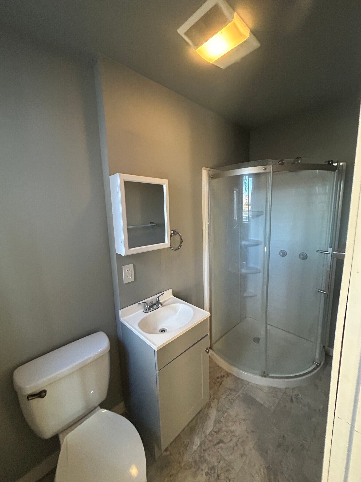 Building Photo - 16102 Road 10.7 NW