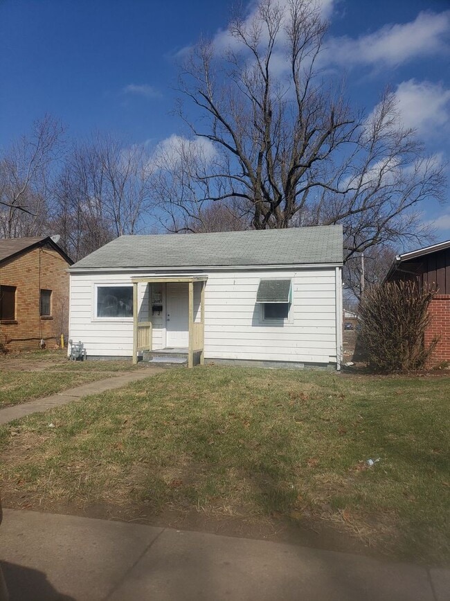 Building Photo - 2 bedroom home