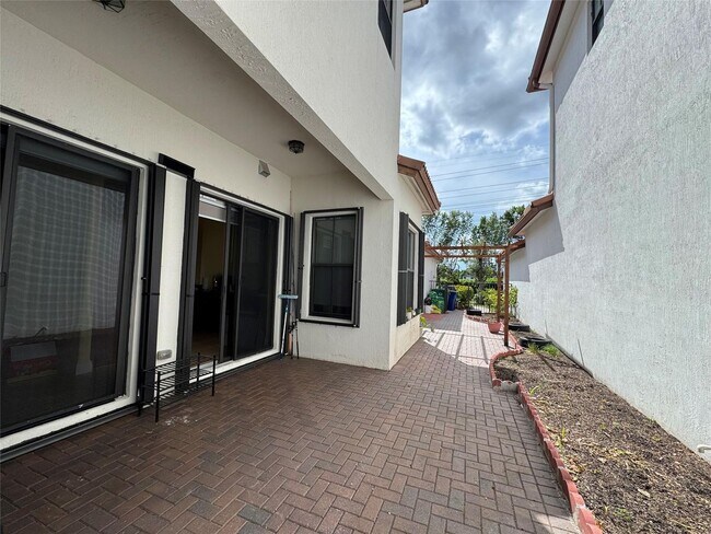 Building Photo - 3730 NW 84th Way
