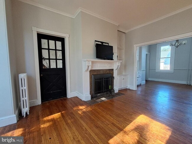 Building Photo - 108 S Clifton Ave