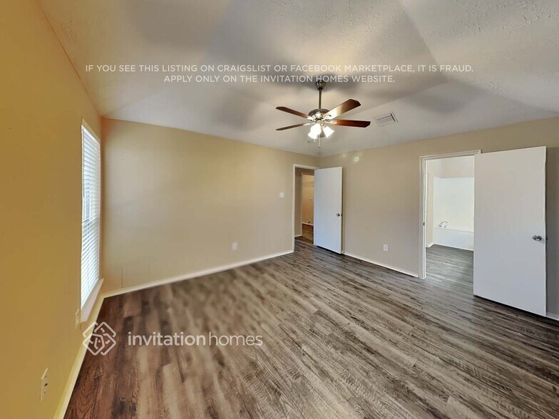 Building Photo - 13007 Stancliff Oaks St