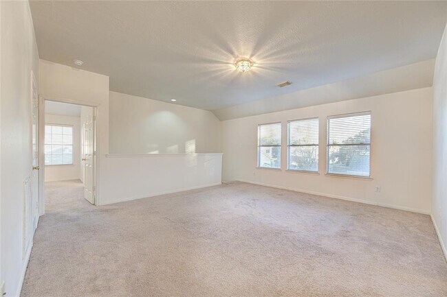 Building Photo - 21735 Oakbridge Park Ln