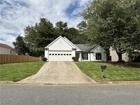 Building Photo - 4820 Tanners Spring Dr