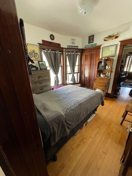 Bedroom #1 - 1513 N Astor St