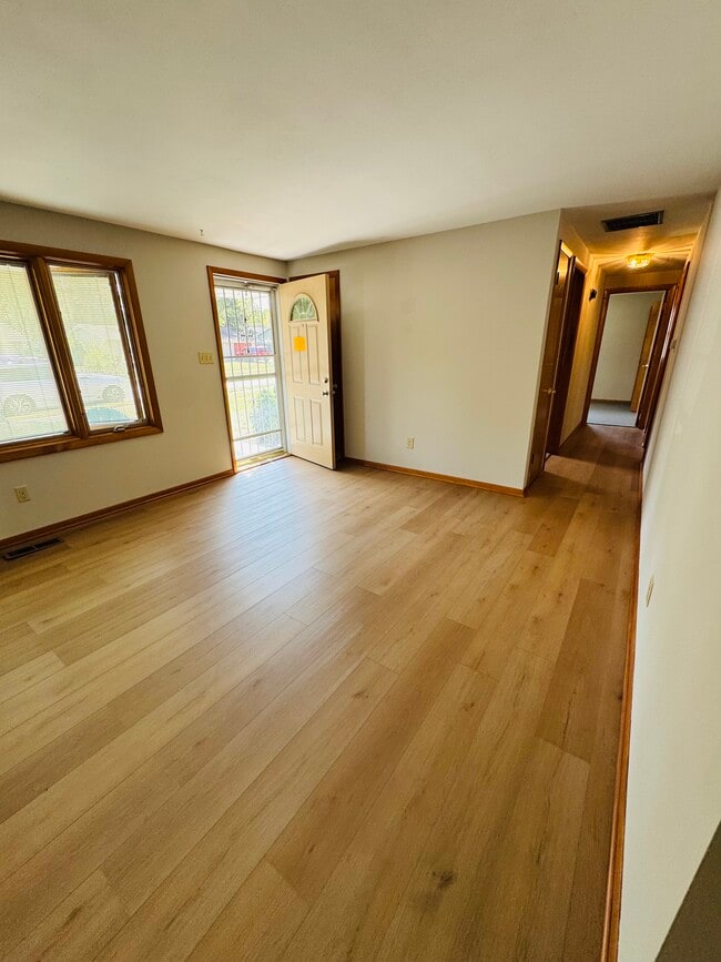 Building Photo - 4817 Eastwick Dr
