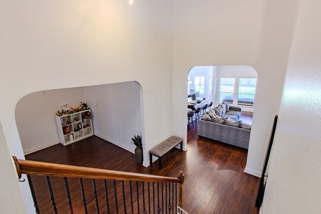 Building Photo - 20922 Clovermeadow