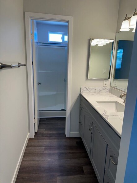 Building Photo - 5238 Hayter Ave