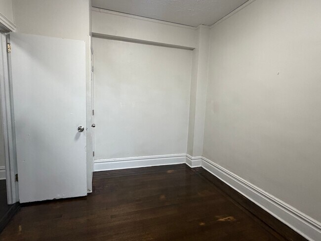 Building Photo - 157 S Harrison St