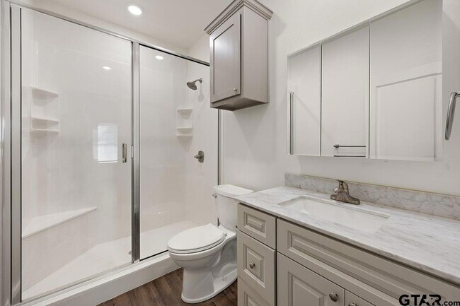 Building Photo - 18754 County Rd 437