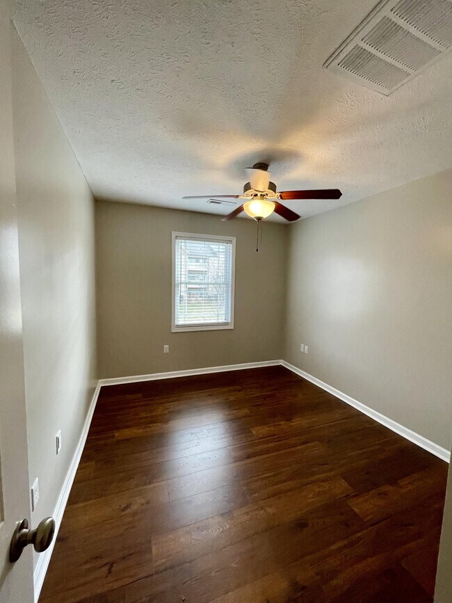 Building Photo - 211 Portico Street