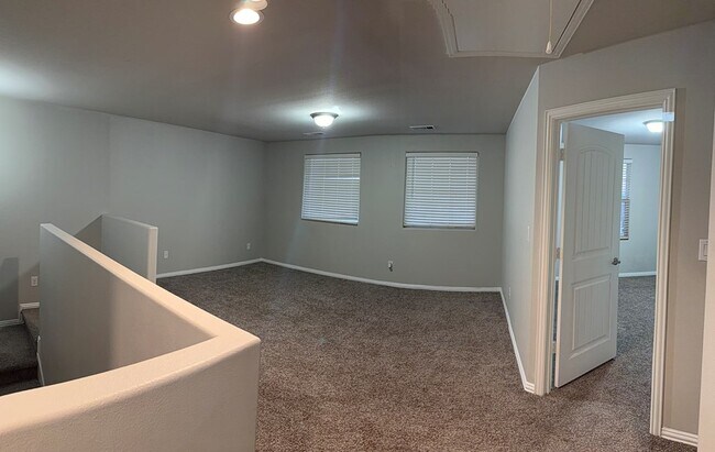 Building Photo - 7335 Horton Ranch Rd