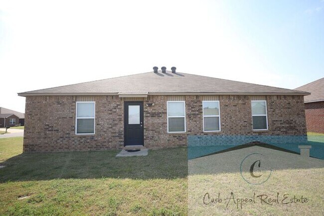 Building Photo - Beautiful 4 bedroom/2 bath home - Nettleton