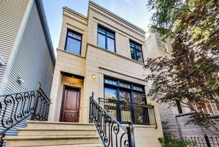 Building Photo - 1337 W Roscoe St