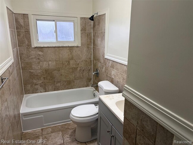 Building Photo - 11304 Jackson Ave