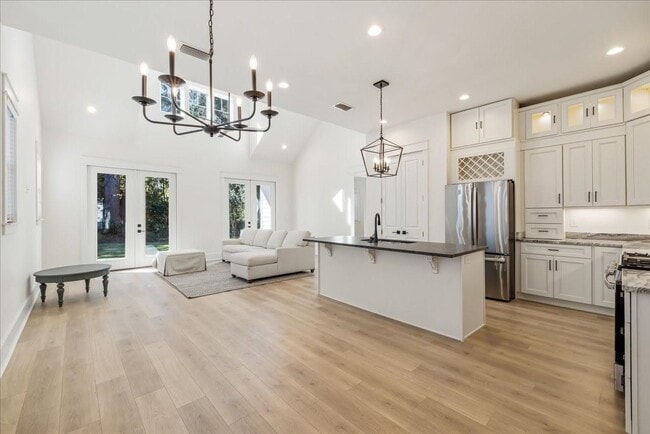 Building Photo - 4028 Poets Trl