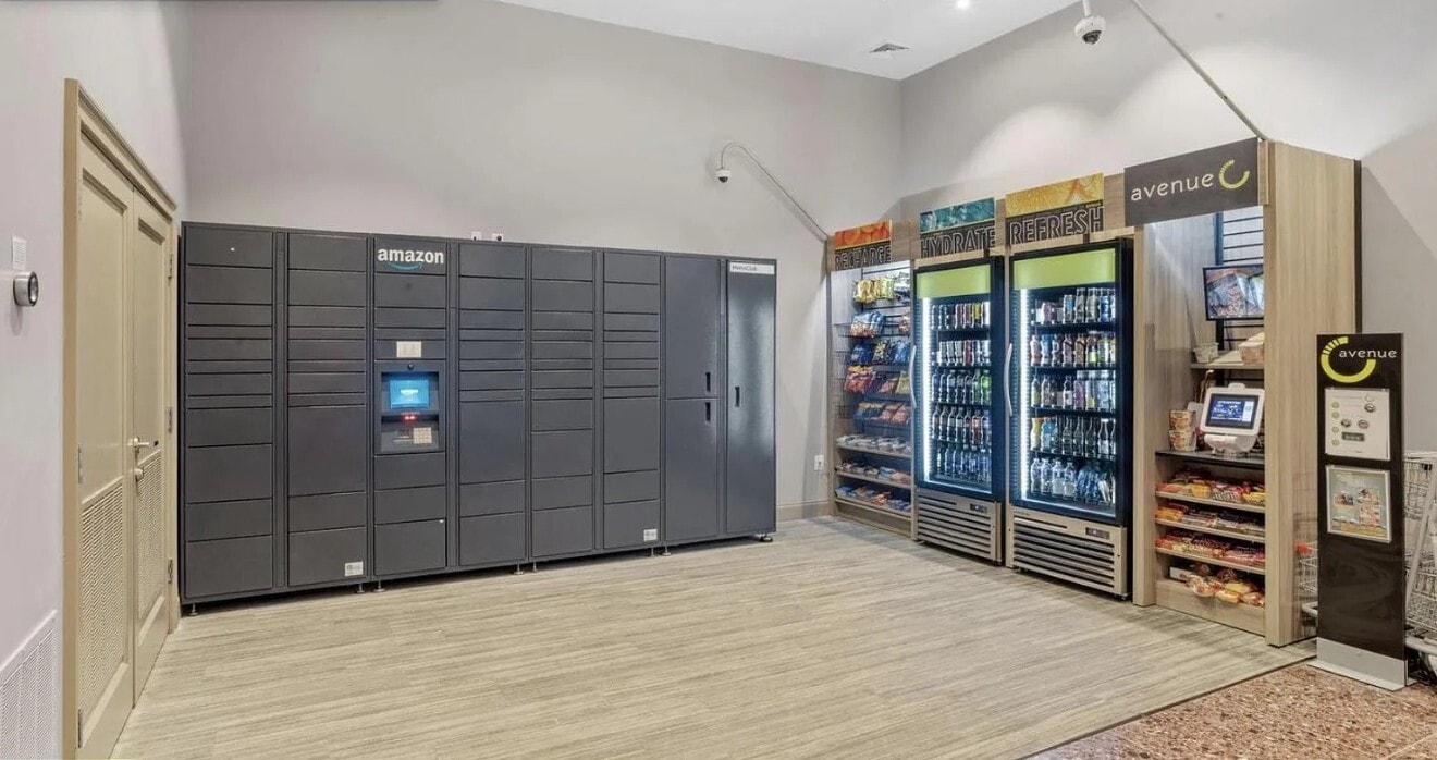 Building Photo - 201 N 8th St