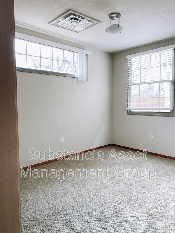 Building Photo - 2612 NW 50th St