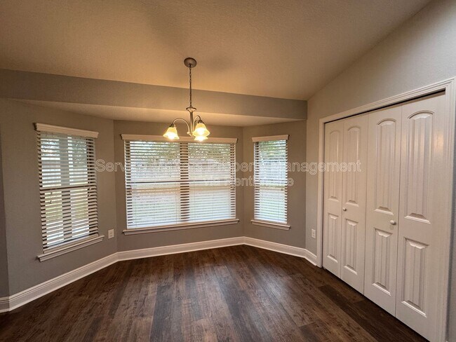 Building Photo - 5529 Cane Syrup Cir