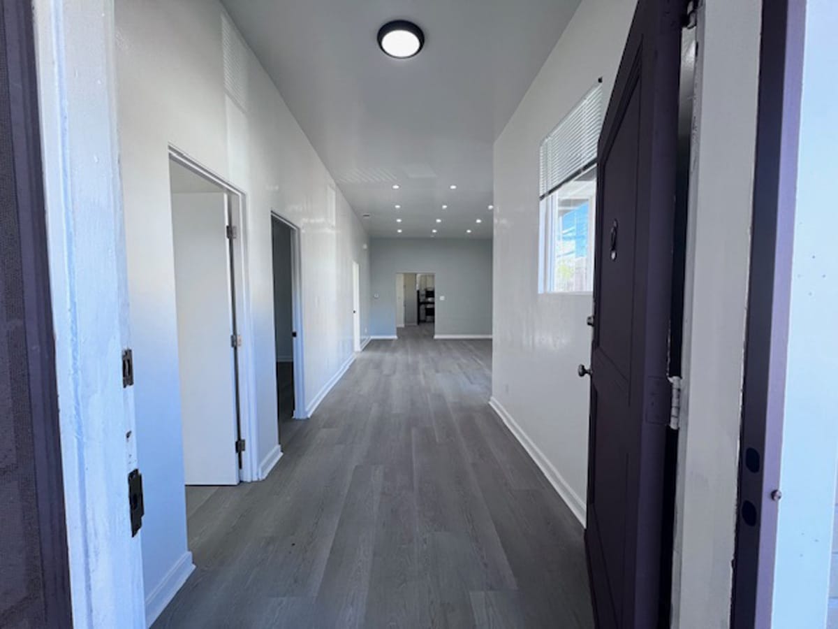 Building Photo - 1039 Peralta St