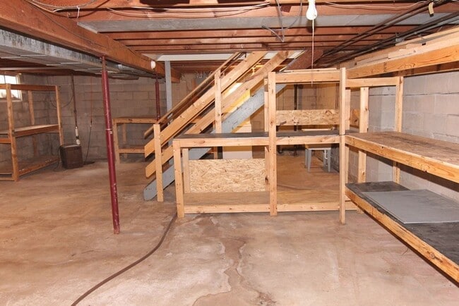 Building Photo - 1630 Morningside Dr