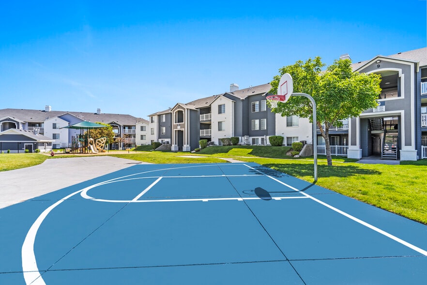 Basketball Court - Woodgate