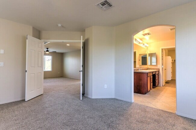 Building Photo - 50% OFF FIRST MONTH RENT!!!!!!!!!!!!!!! Rancho Sahuarita