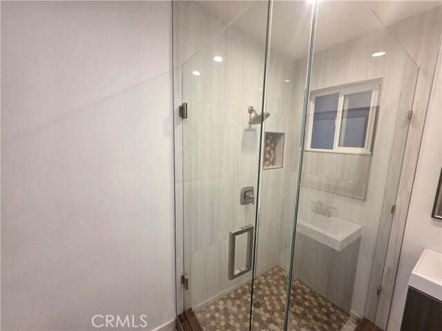 Building Photo - 11164 Tamarack Ave