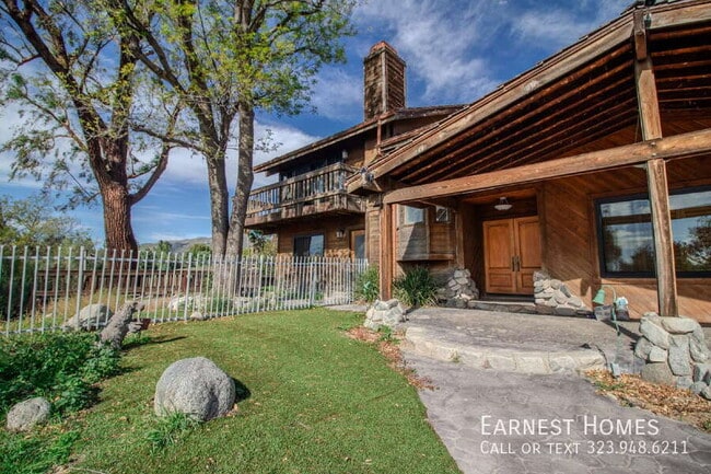 Building Photo - 11619 Lerdo Ave