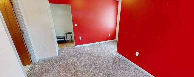 Living room - 833 Brown St