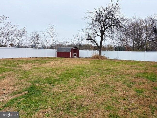 Building Photo - 105 Cotta Ln