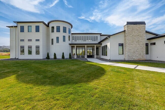 Building Photo - 12401 Rivendell Ct