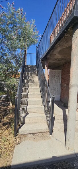 Building Photo - 3311 Hueco Ave