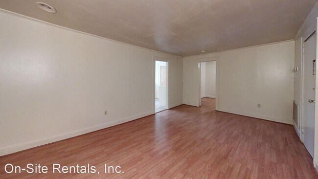 Building Photo - 2 br, 1 bath House - 5463 Trade St