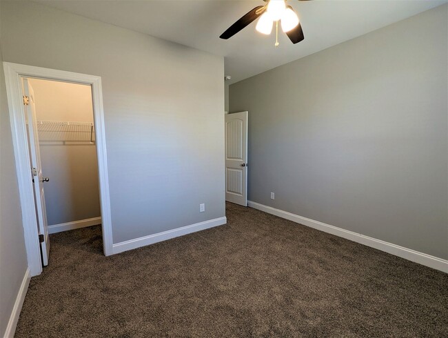 Building Photo - 46 Yellow Pne Ln