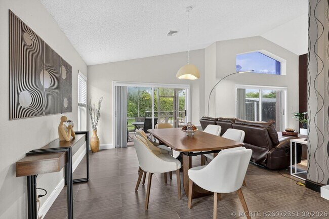 Building Photo - 1504 Lake Breeze Dr