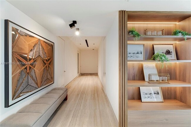 Building Photo - 18201 Collins Ave