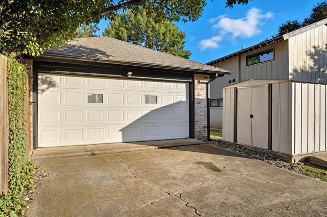Building Photo - 2942 Forest Hills Ln