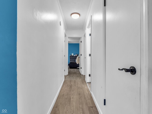 Building Photo - 12386 S Hillview Dr